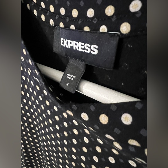 NEW Men black with white dots fashion t-shirt by Express size Small - Picture 5 of 6